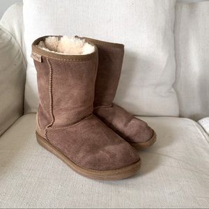 Minnetonka Sheep Skin Boot